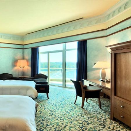 Empire Hotel And Country Club Brunei Bandar Seri Begawan Luaran gambar