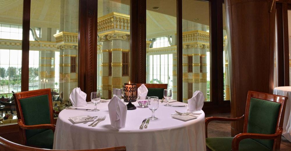 Empire Hotel And Country Club Brunei Bandar Seri Begawan Luaran gambar
